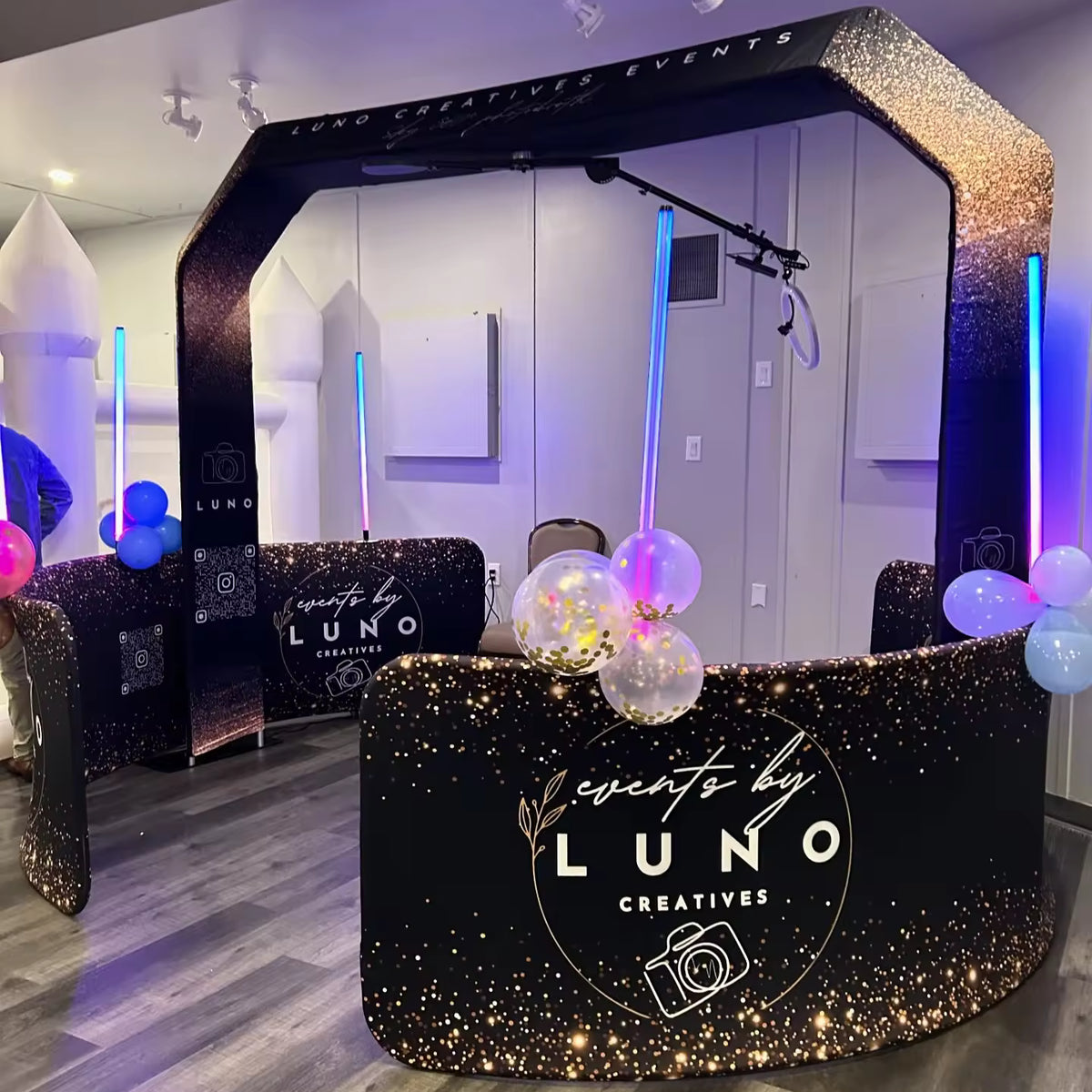 Overhead 360 Photo Booth w/ LEDs Compatible 3D 360 Video Booth Prix Plataforma Glass Accessories - Event Venture Supply